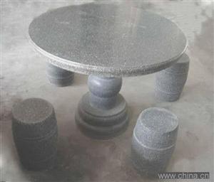 花岗岩石桌价格？